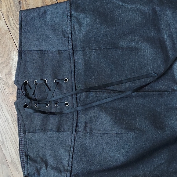 Skirts - Picture 8 of 16